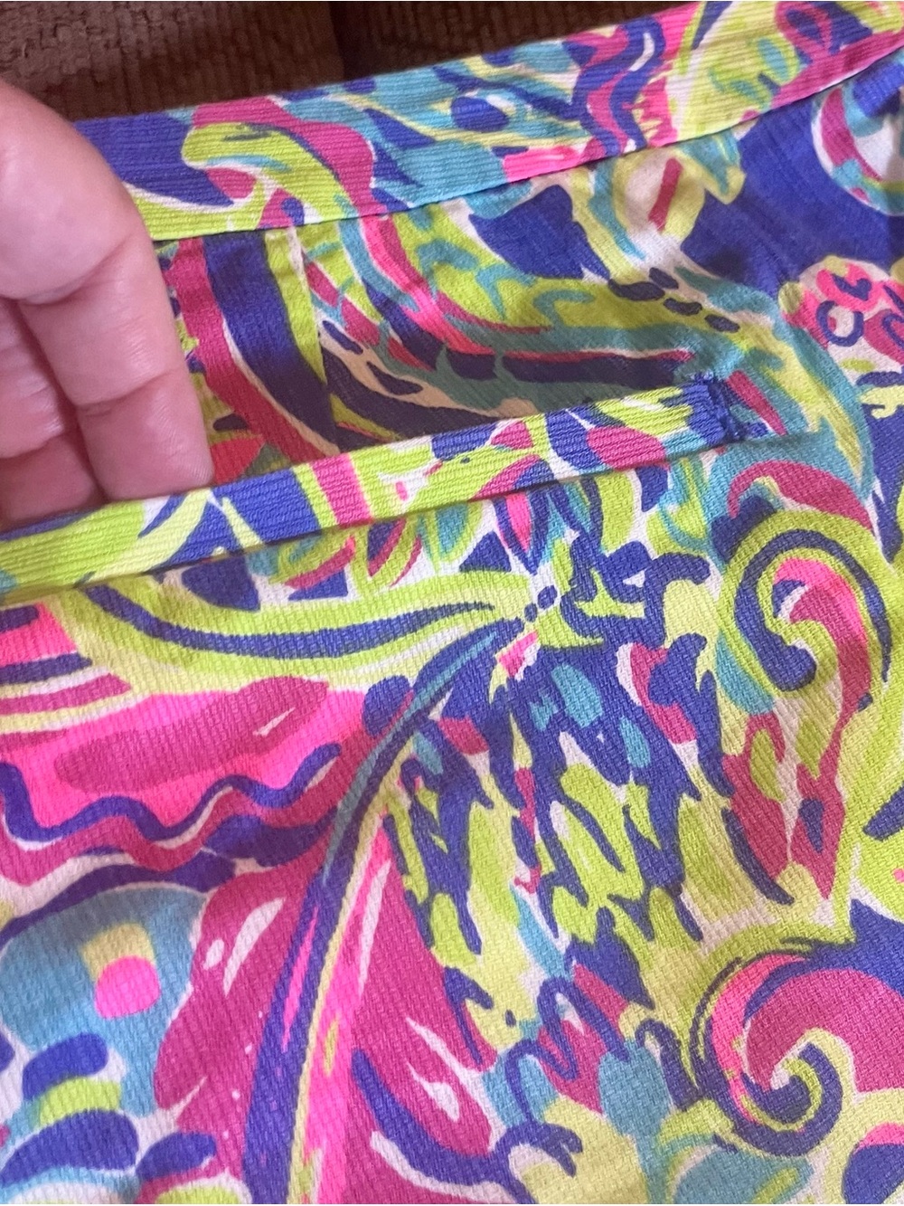 Lilly Pulitzer Tropical Print Scalloped Hem Shorts Size 8 - Picture 8 of 9